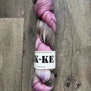 Handgeverfde garen katoen - Flamingo 200m/100gr