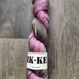 Handgeverfde garen katoen - Flamingo 200m/100gr