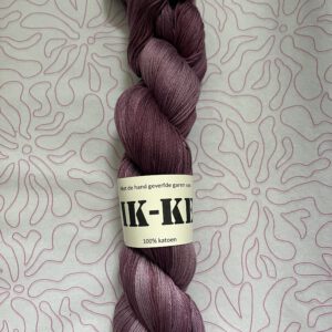 Handgeverfde garen katoen - Plum 400m/100gr