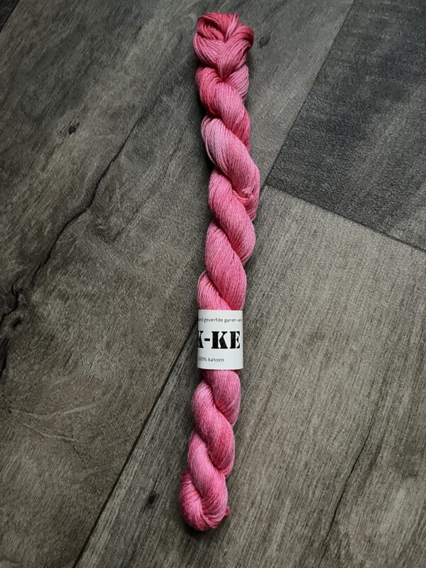 Handgeverfde garen katoen - Roze 80m/20gr