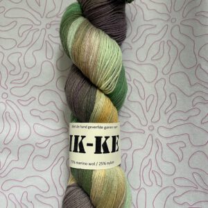 Handgeverfde garen wol - Heideveld 425m/100gr