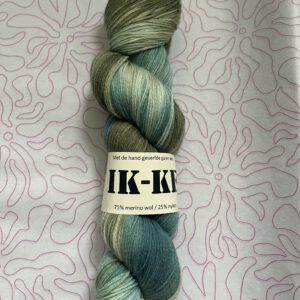 Handgeverfde garen wol - Waterval 425m/100gr