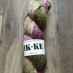 Handgeverfde garen katoen bouclé - Roze Rozen 500m/100gr