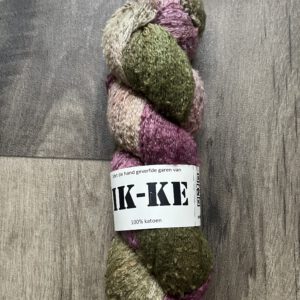 Handgeverfde garen katoen bouclé - Roze Rozen 500m/100gr