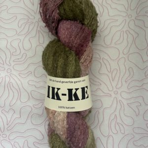 Handgeverfde garen katoen bouclé - Roze Rozen 500m/100gr