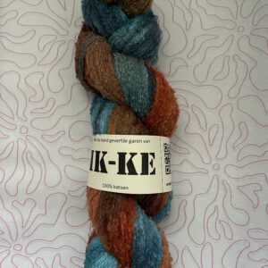 Handgeverfde garen katoen bouclé - Drijfhout 500m/100gr